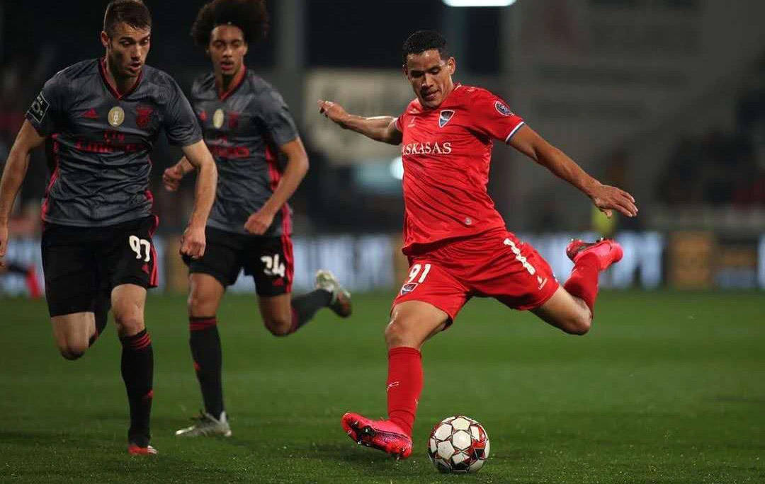 爱游戏体育-休斯敦火箭训练开放日，转会期回应争议引欢呼，葡超在即，纪律约束更严格(火箭发射全过程高清)